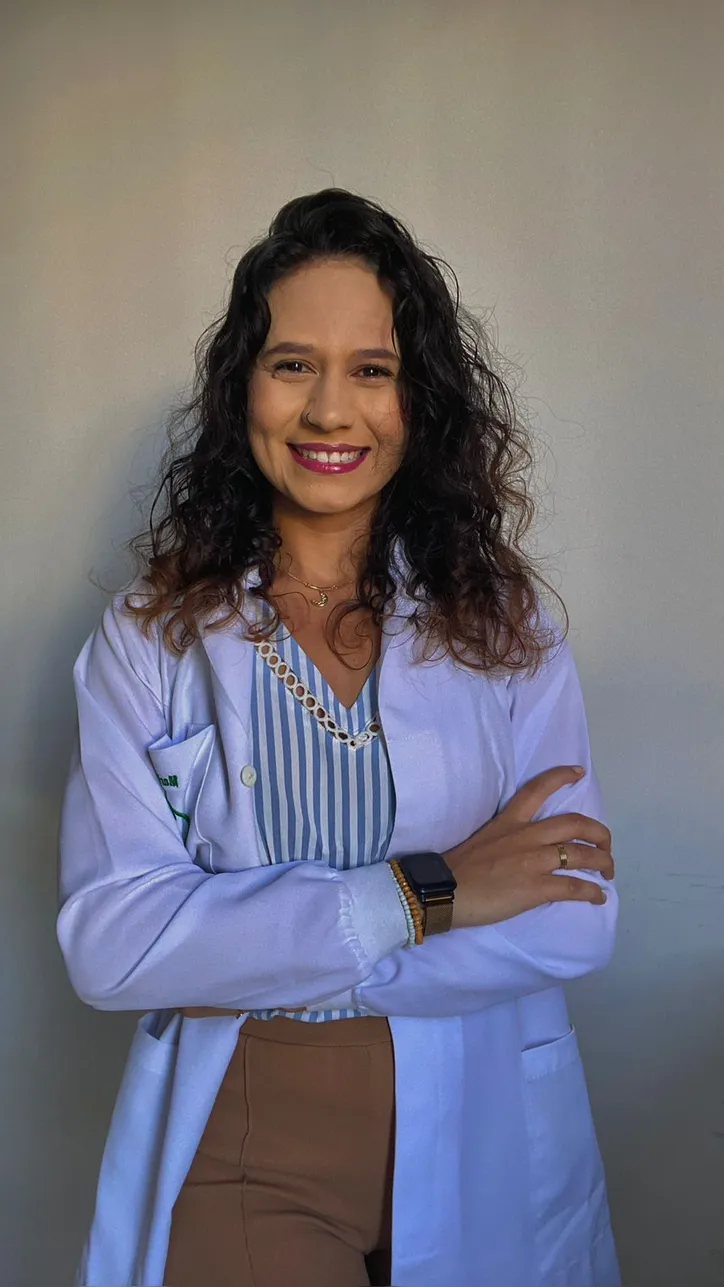 Mariana Félix é psicóloga infantojuvenil  e especialista em Terapia Cognitivo-Comportamental,
