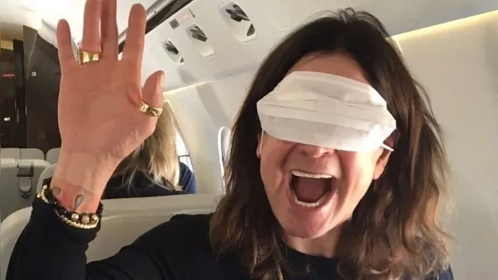 Imagem ilustrativa da imagem Antes de morrer, Ozzy Osbourne provocou Bolsonaro com ironia