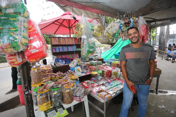 O comerciante Alexandre Oliveira