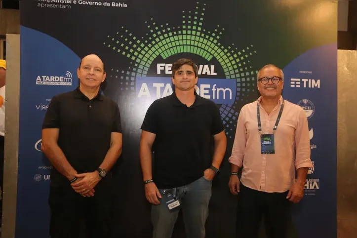 Diretor de Relações Institucionais do Jornal A TARDE, Luciano Neves, o presidente do Grupo A TARDE, João de Mello Leitão, e o diretor da A TARDE FM, Eduardo Dute, durante o evento