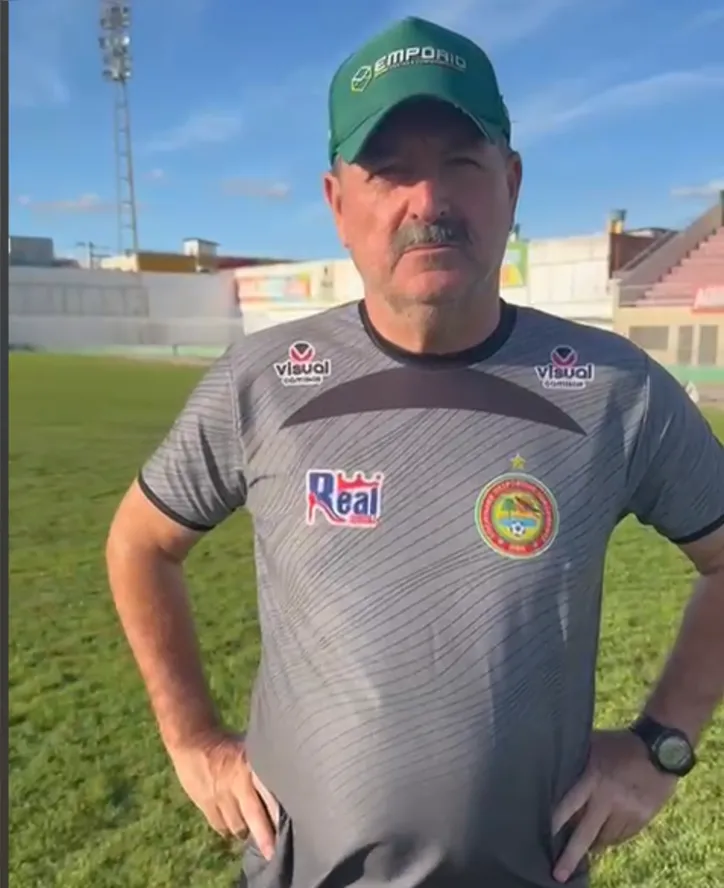 Leandro Campos, técnico da Juazeirense