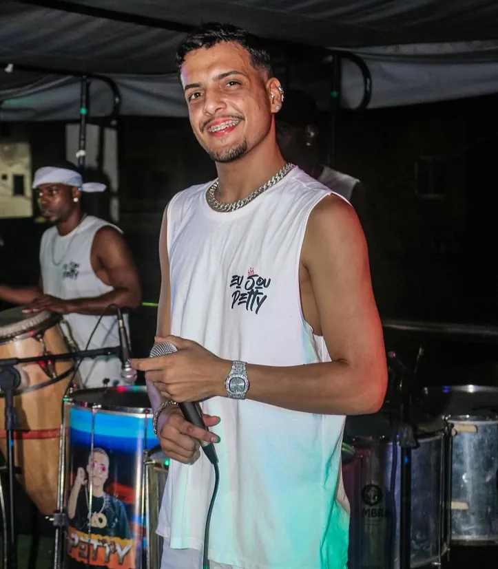 Jefferson foi levado para o Hospital Menandro de Farias, mas não resistiu