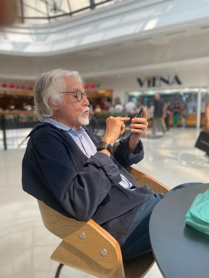 Imagem ilustrativa da imagem Corpo, clima e memória: novo livro de Fernando Peres é retrato do tempo