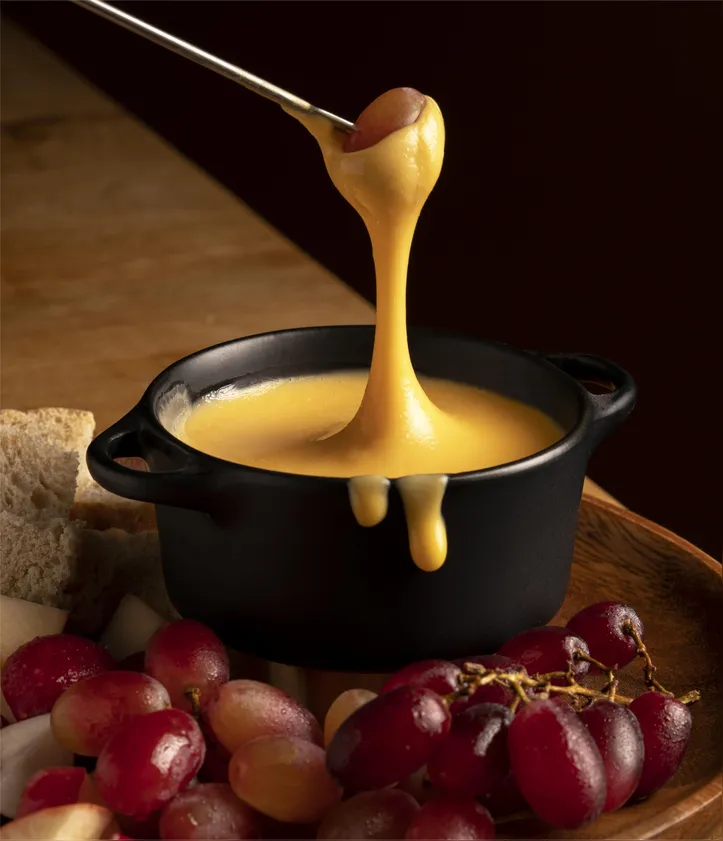 Imagem ilustrativa da imagem Do suíço ao nordestino, o fondue está na mesa dos baianos
