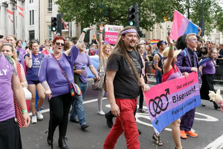 Parada do Orgulho Bissexual de Londres, em 2016