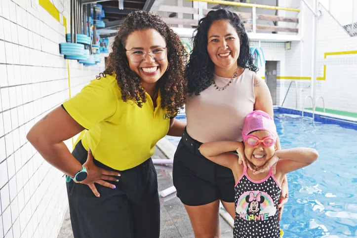 Dalila Bastos professora, Jane Souza, mãe de Melinda Lefundes