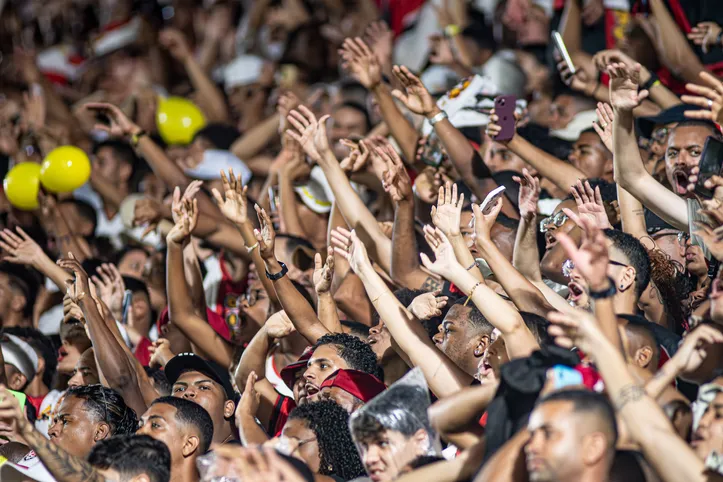 Torcida do Vitória no Barradão