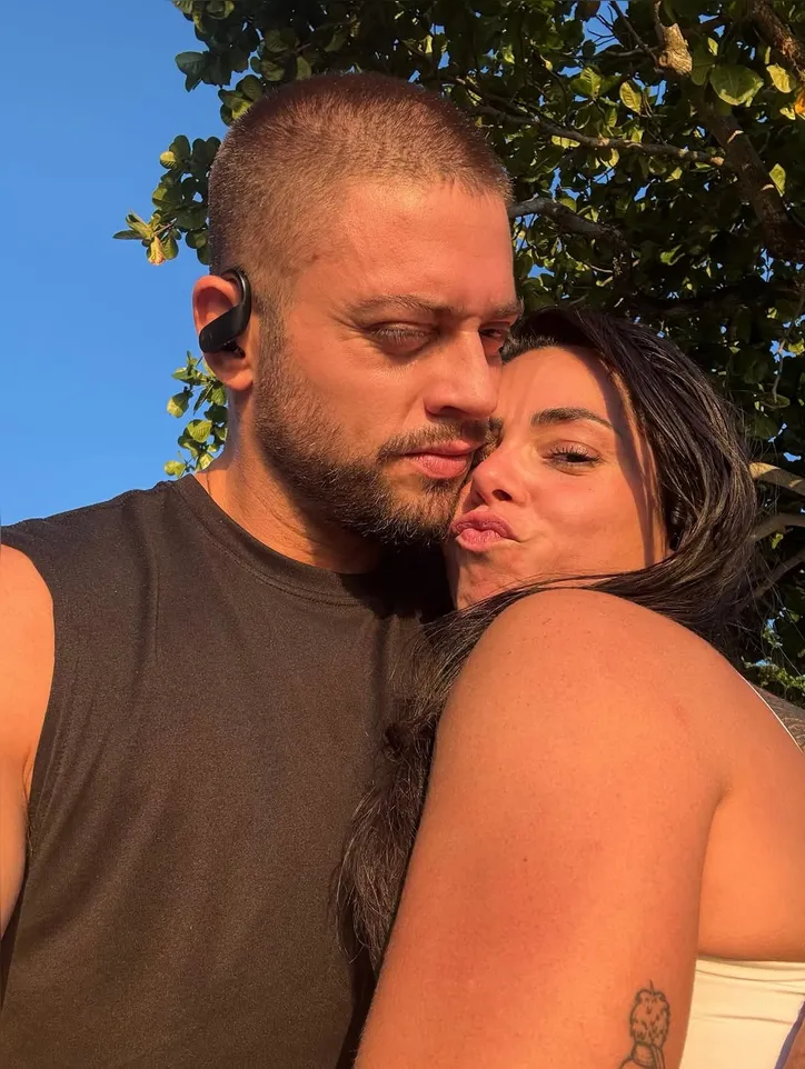 Rodrigo Godoy e Rhuana Rodrigues