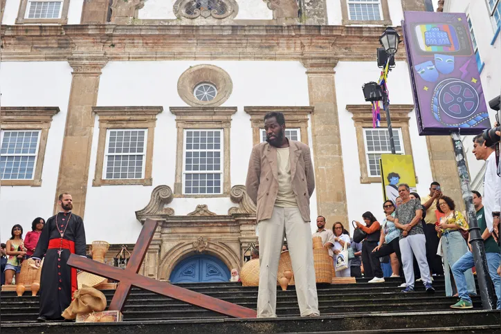 Lançamento ocorreu na Igreja do Passo