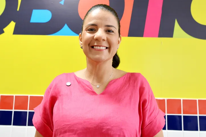 Secretária da Educação, Rowenna Brito