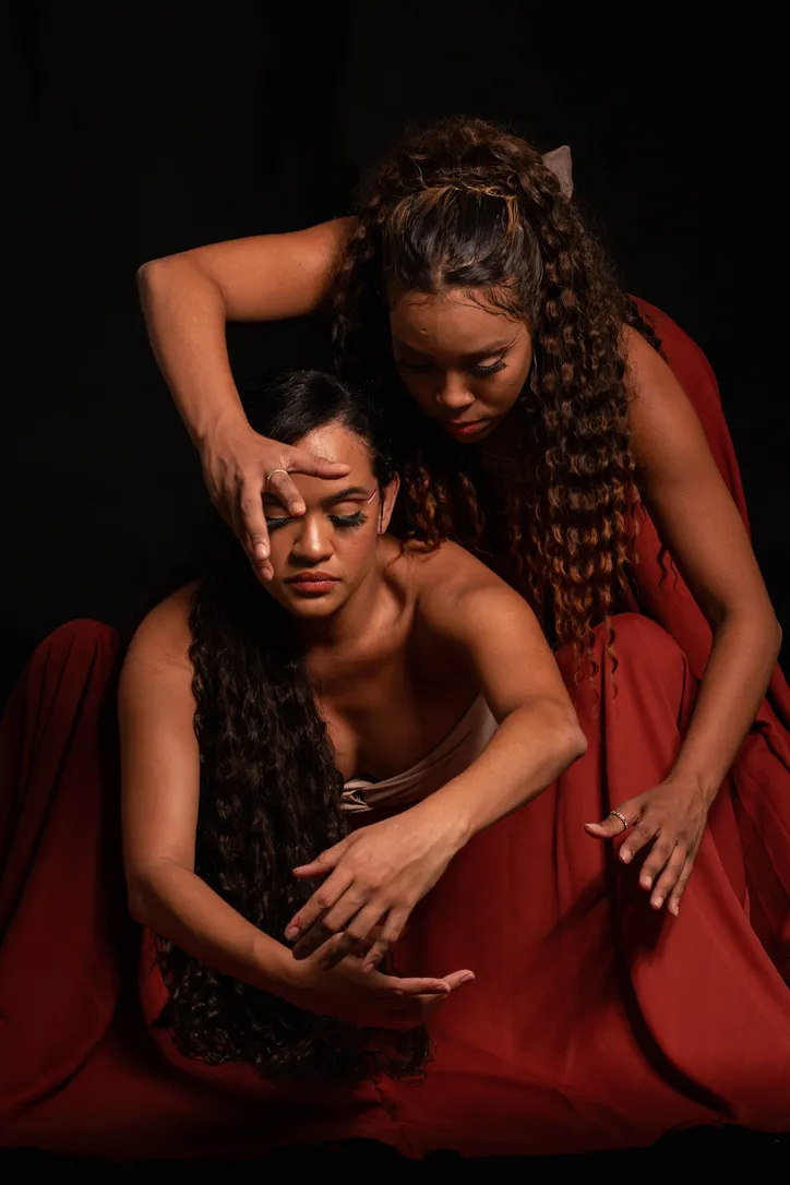 Imagem ilustrativa da imagem ÌYÁ’S 2025: Festival exalta o voo criativo das mulheres negras em Salvador