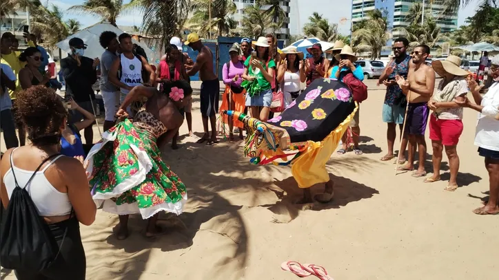 Imagem ilustrativa da imagem Levanta Povo! agita Itapuã com samba, fuxico e memória ancestral até dezembro
