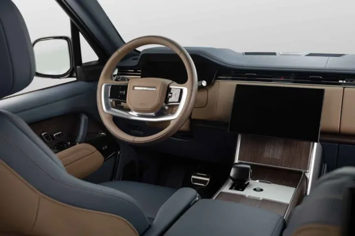 Interior do Range Rover SV "Encontro das Águas"