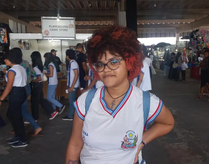 A estudante Raquel tem 17 anos