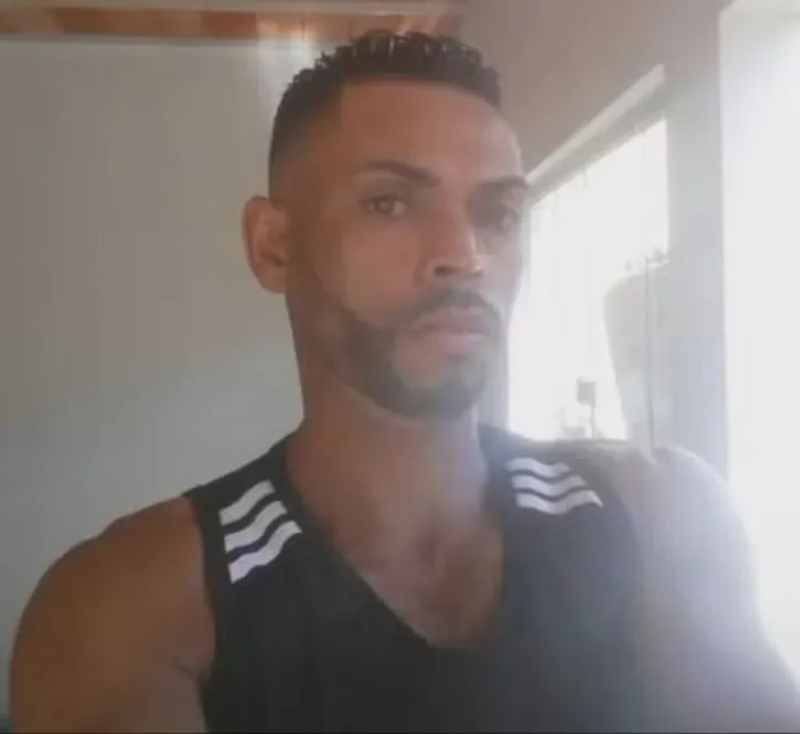 Laudemir de Souza Fernandes, gari de 44 anos