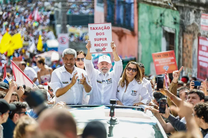Presidente Lula (PT) defende taxação dos super-ricos como "justiça social"