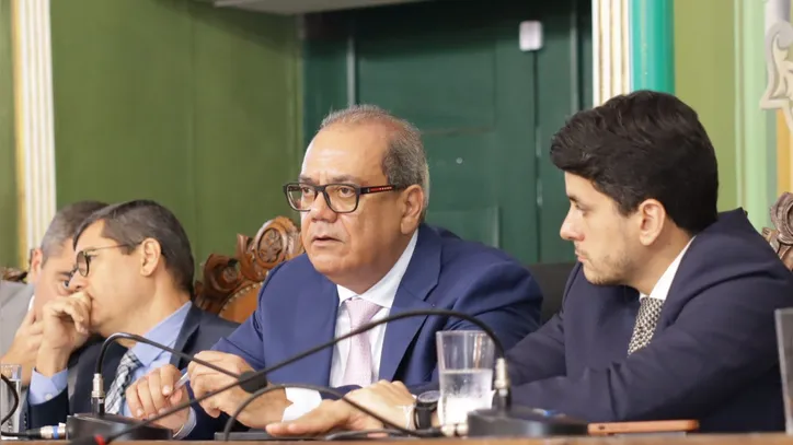Presidente da Câmara Municipal de Salvador, Carlos Muniz (PSDB), em sessão ordinária