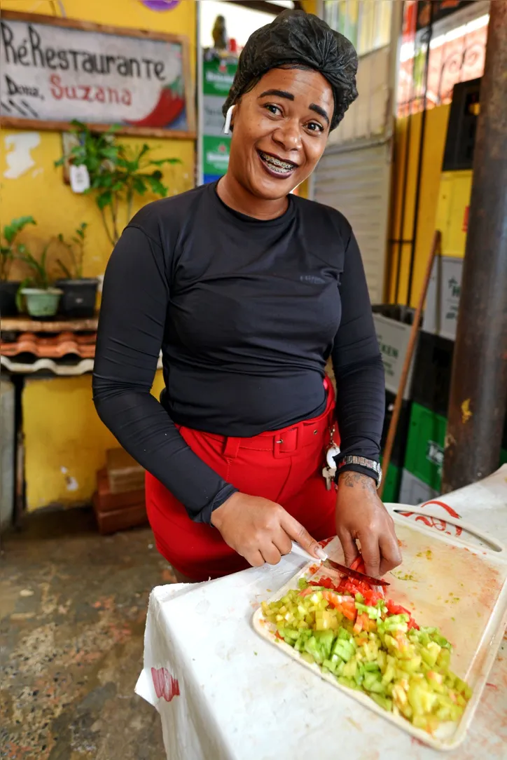 Dani é um dos oito funcionários do RéRestaurante