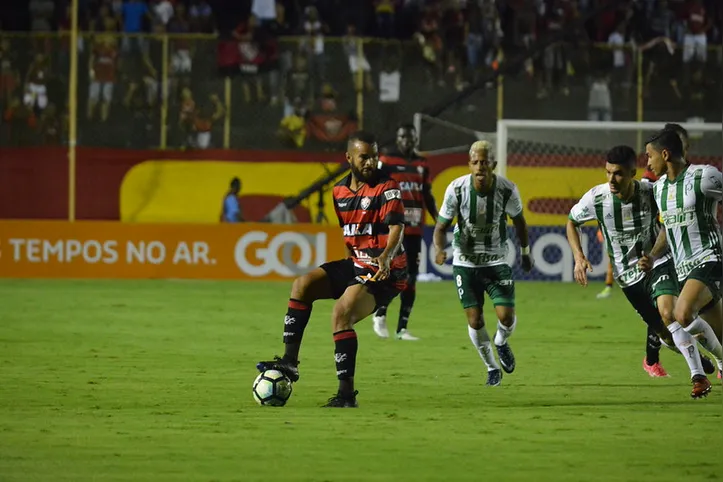 Vitória venceu o Palmeiras por 3 a 1 no Brasileirão de 2017, no Barradão