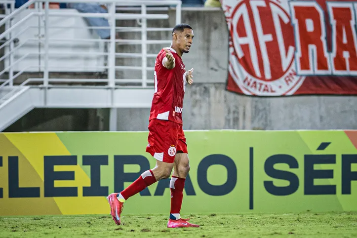 Salatiel tem quatro gols e é o artilheiro do América-RN na Série D de 2025