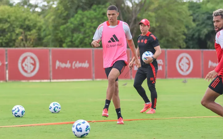 Diego Rosa em treinamento pelo Internacional