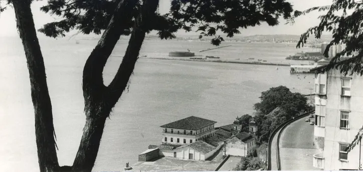 Conjunto Arquitetônico do Unhão seria demolido em 1960 para construção da Contorno mas avenida circundou o solar