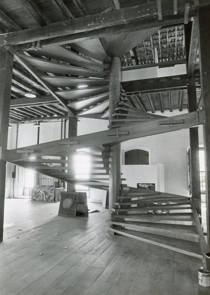Escadaria projetada por Lina Bo Bardi é um dos símbolos do MAM