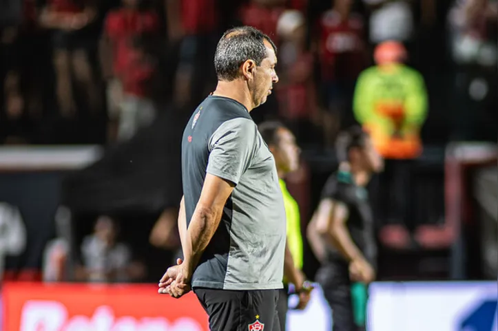 Fábio Carille, técnico do Vitória