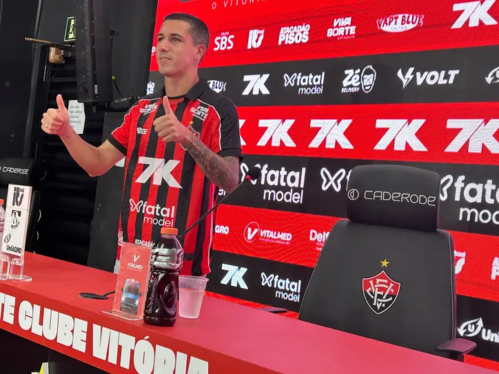 Aitor Cantalapiedra vive expectativa de estrear pelo Vitória