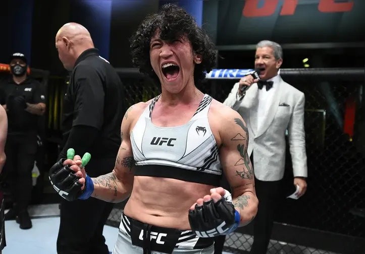 Virna Jandiroba, a Carcará, pelo UFC