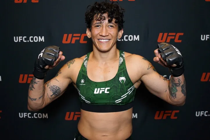 Virna Jandiroba, a Carcará, pelo UFC