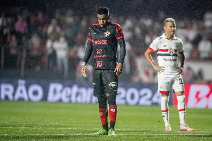 Alerrandro e Erick durante São Paulo e Vitória em 2024