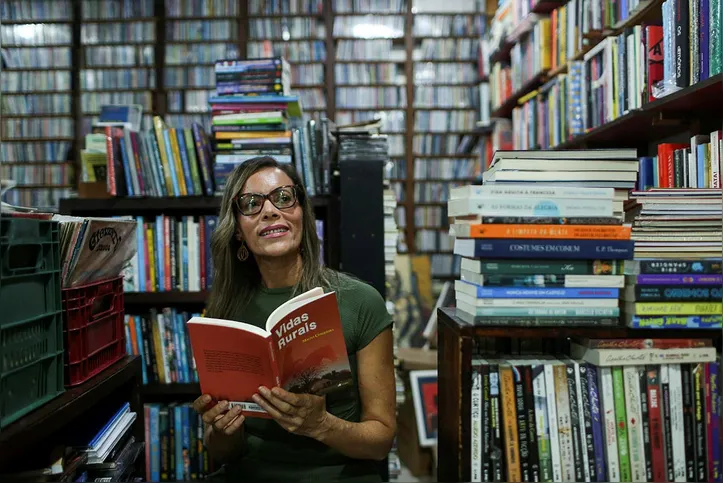 A professora, escritora e palestrante Magna Cerqueira