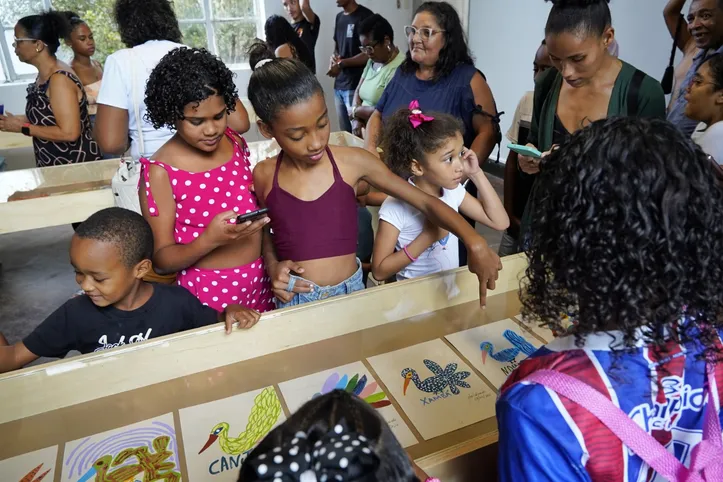 Imagem ilustrativa da imagem Zé di Cabeça leva a arte da periferia de Salvador para exposição