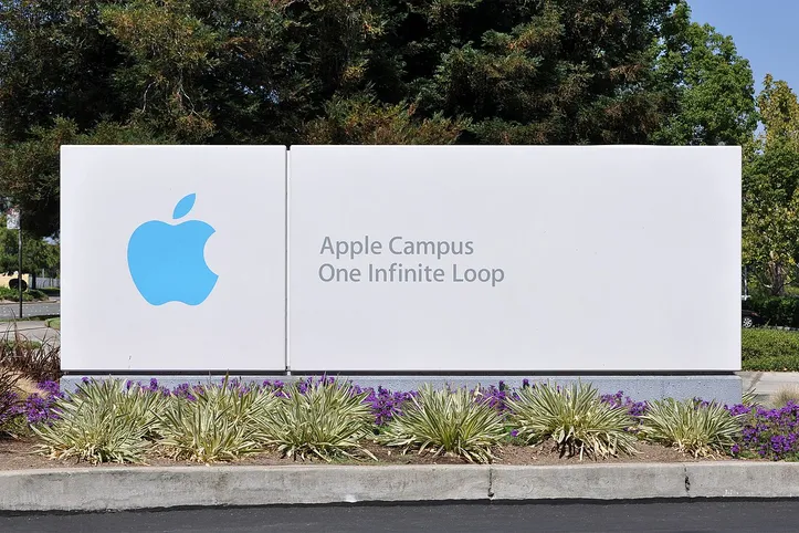 Apple busca oferecer mais recursos de inteligência artificial