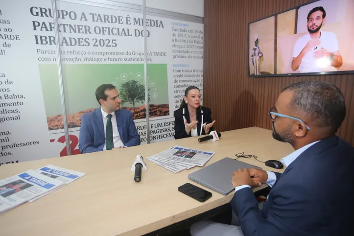 O presidente do IbradeS, Georges Humbart, e a presidente da ACB, Isabela Suarez