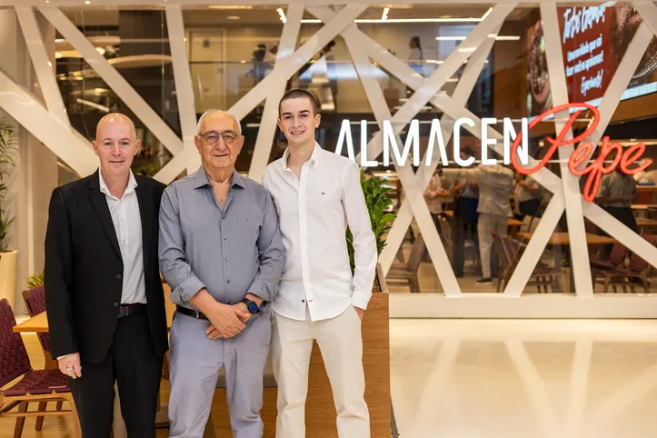 Entrevista de André Luís Faro Carballo – Sócio Administrador do
Almacen do Pepe