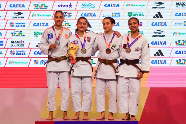 Pódio do judô nos Jogos da Juventude
