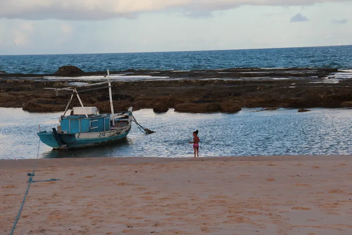 Praia de Arembepe, Costa dos Coqueiros