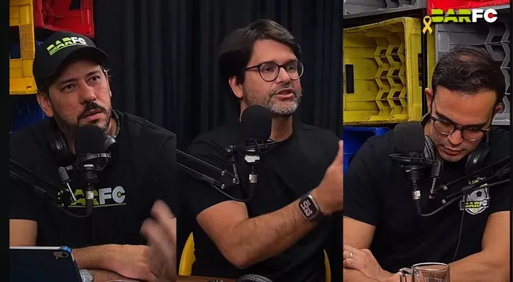 Cáscio Cardoso, Guilherme Bellintani e Pedro Sento Sé durante live do BAR FC
