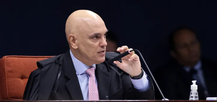 Alexandre de Moraes durante declaração do voto