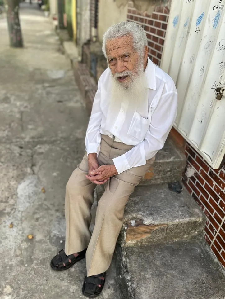 Seu Nelson vendeu jornal até os 93 anos
