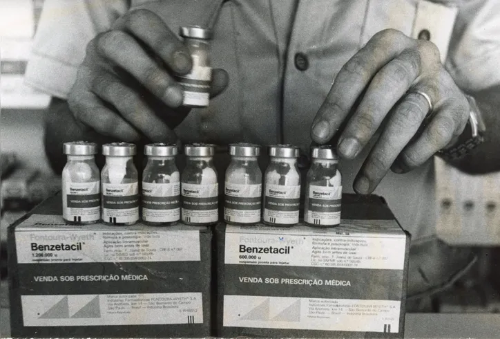 Ampolas de Benzetacil, a forma mais conhecida da penicilina