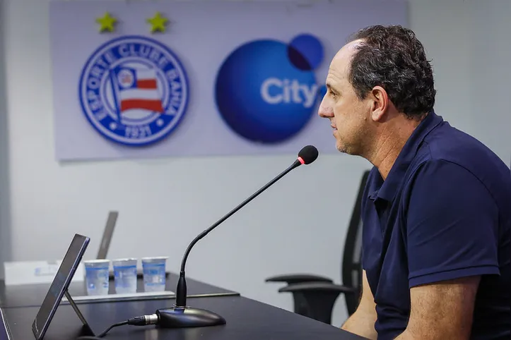 Rogério Ceni durante entrevista coletiva