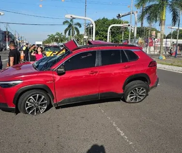 Empresário morre em acidente entre Corolla e ônibus na Bahia - Imagem