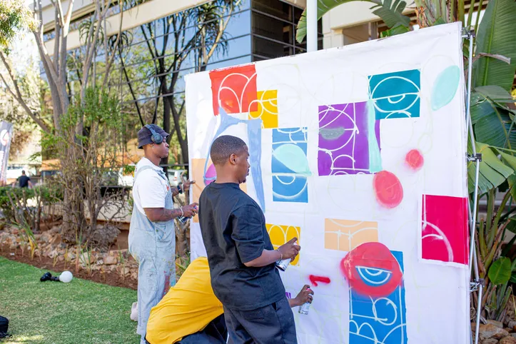 Imagem ilustrativa da imagem 800 artistas de 60 países: como será evento que vai acontecer em Salvador