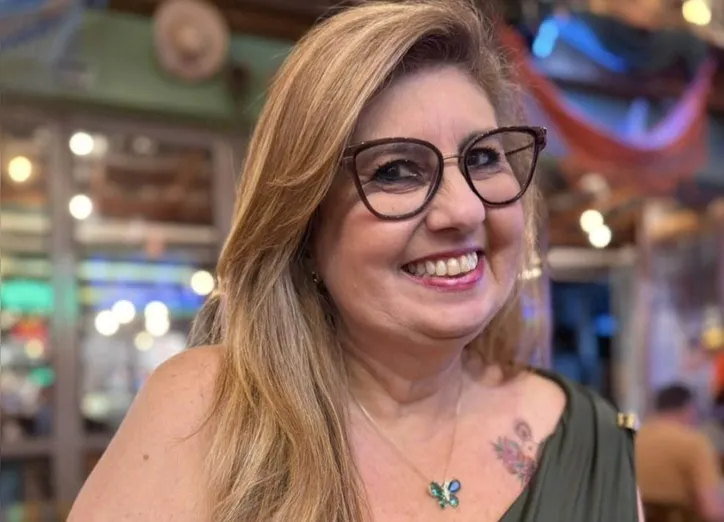 Jaqueline integra coletânea literária que celebra movimento literário Raiz Livraria