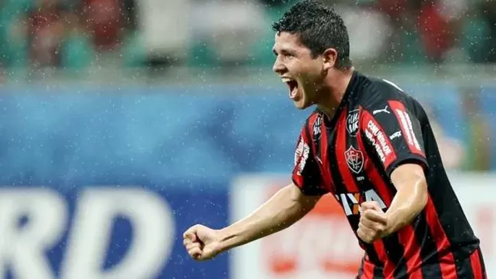 Diego Renan converteu pênalti e liderou vitória no Ba-Vi, que culminaria no título do Campeonato Baiano de 2016