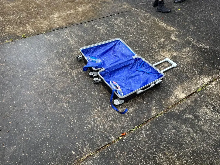 Mala suspeita estava vazia