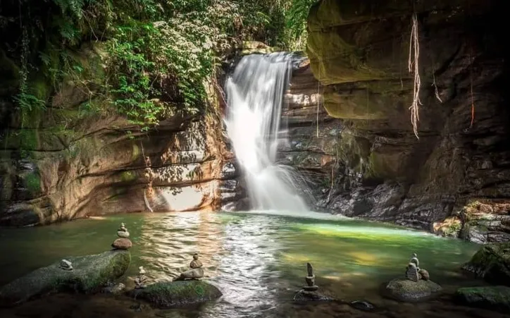 Imagem ilustrativa da imagem 10 cidades mais místicas do Brasil: OVNIs, portais e centros de energia esotérica